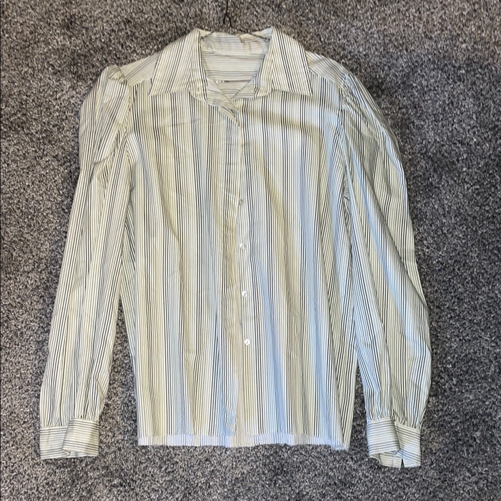 White and Green Button Down Shirt with Textured Pattern